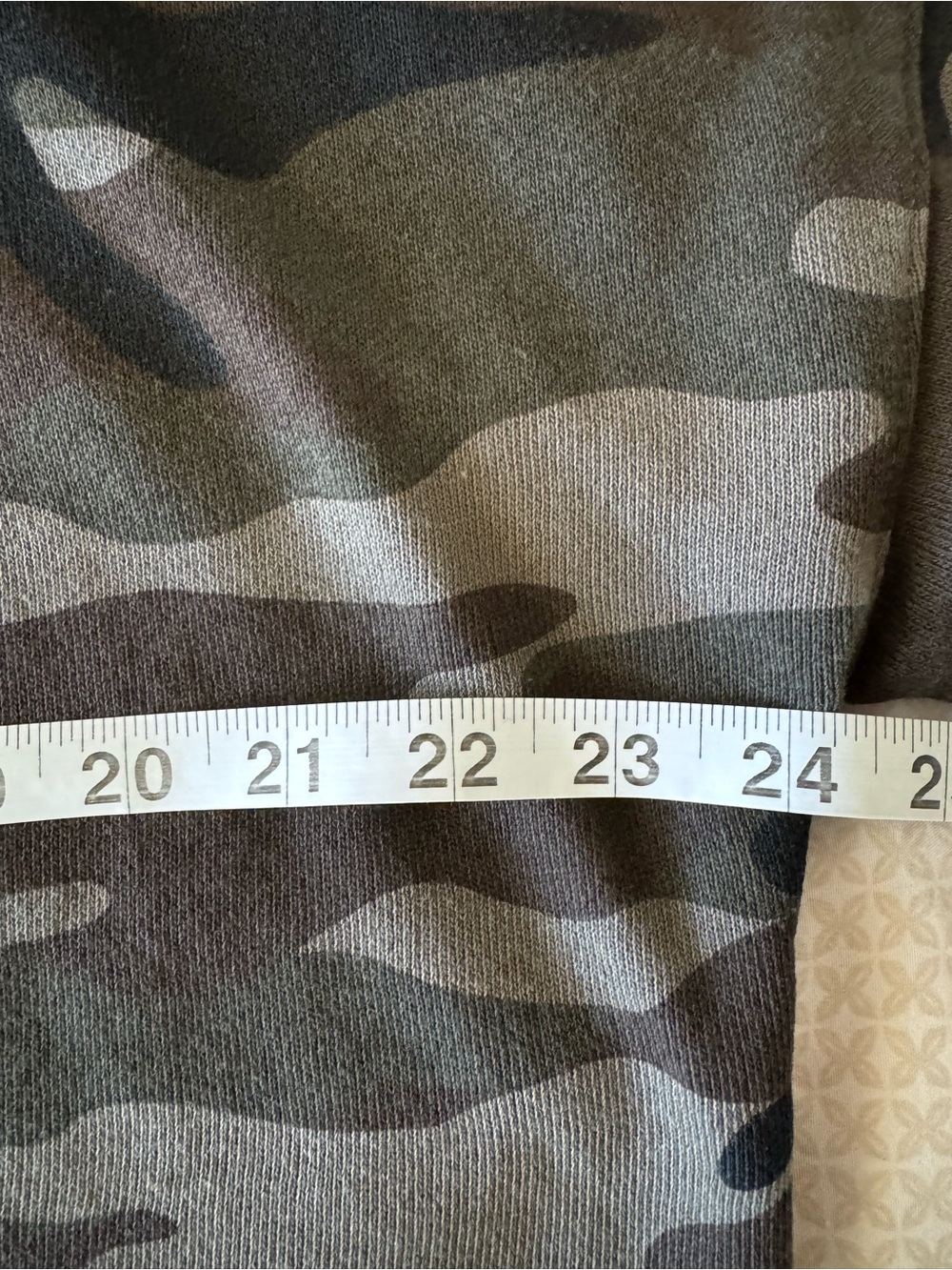 No Boundaries Gray Knit Pullover Camo Sweatshirt Juniors/Girls Size L (12-14 - Picture 7 of 11